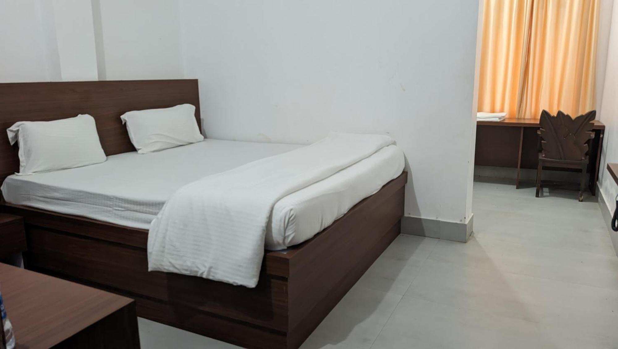 Samudra Resorts And Spa Puri Exteriör bild