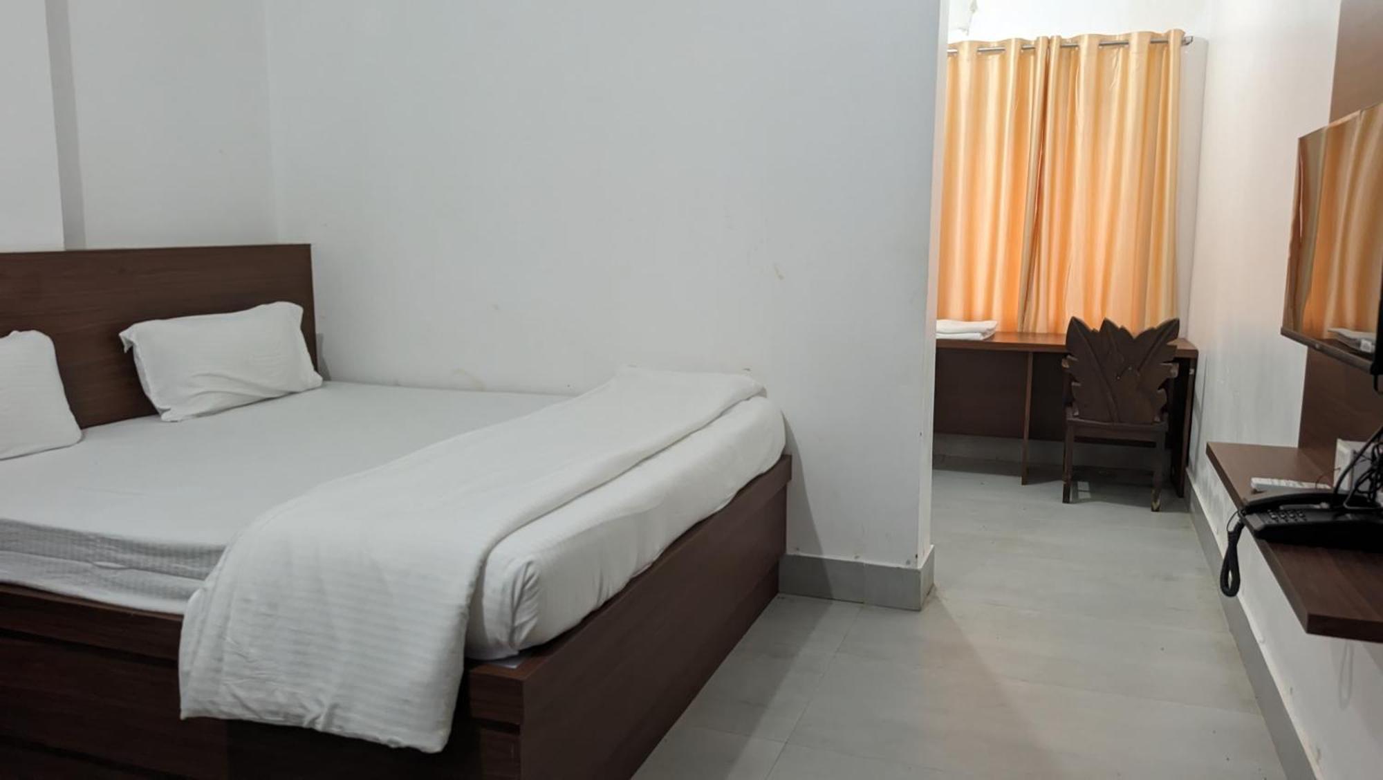 Samudra Resorts And Spa Puri Exteriör bild